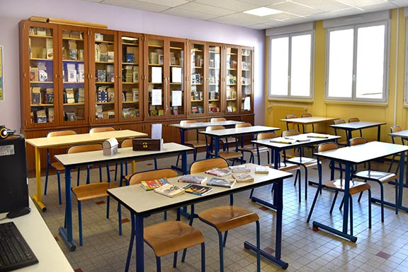 Salle de FLE (Français Langue Étrangère) du Collège Jules Vallès - Avril 2021