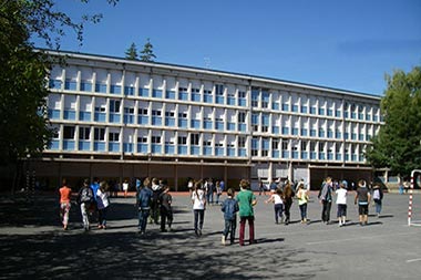 Cour du Collège Jules Vallès - Mai 2015