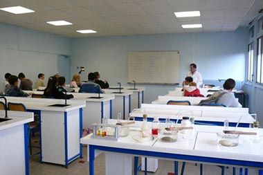 Salle de sciences du Collège Jules Vallès - Mai 2015